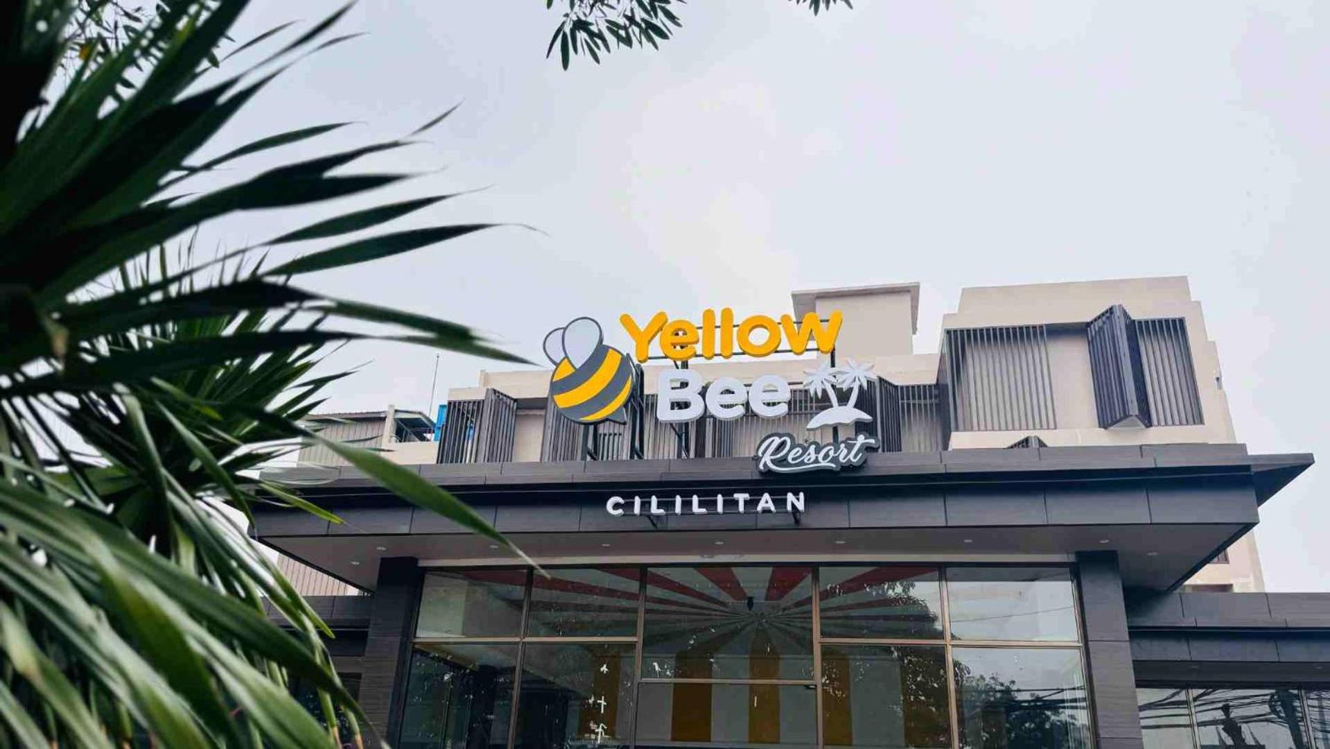 Yellow Bee Resort Cililitan Jakarta Exterior photo